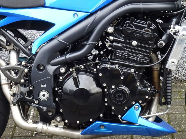 triumph - speed-triple-1050