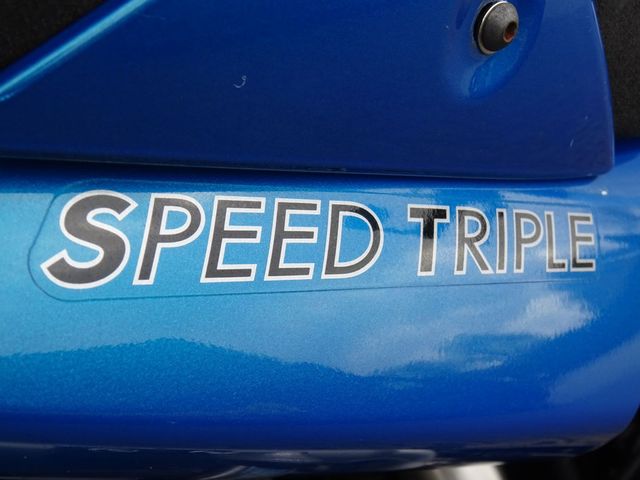 triumph - speed-triple-1050