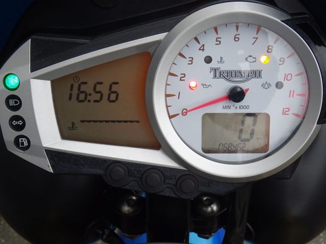 triumph - speed-triple-1050