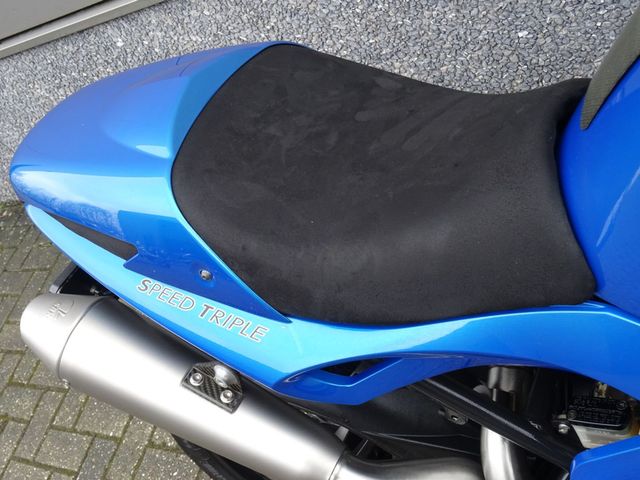 triumph - speed-triple-1050