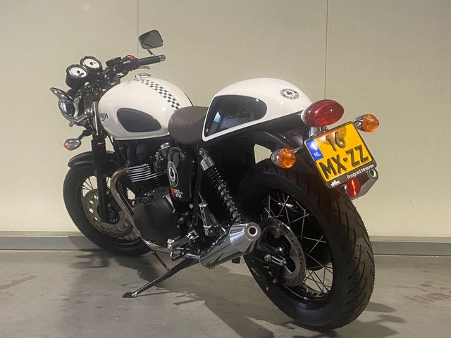 triumph - thruxton-900-se