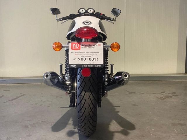 triumph - thruxton-900-se