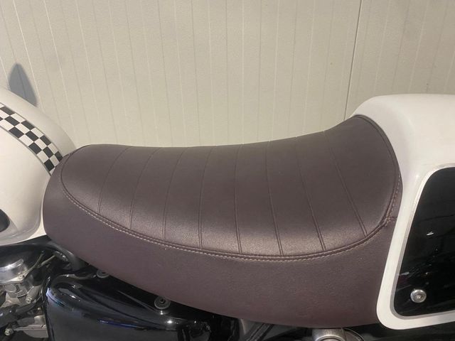 triumph - thruxton-900-se