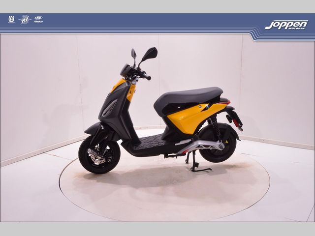 piaggio - 1-active-60