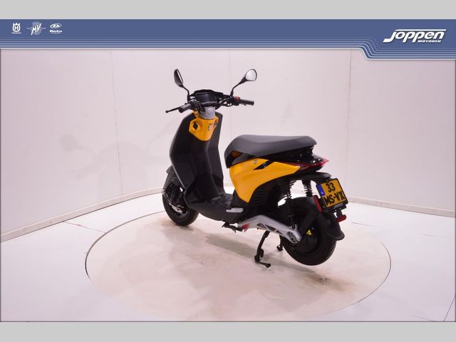 piaggio - 1-active-60