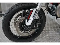Moto Guzzi V85 TT Rosso 2022 occasion – foto 3 van 20
