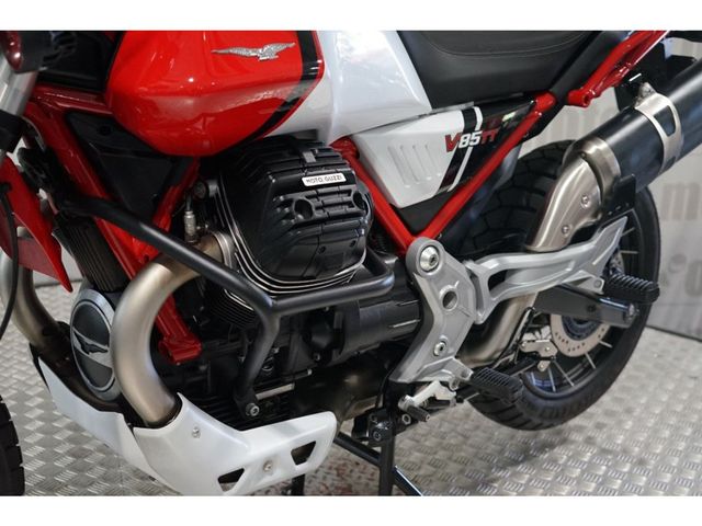 moto-guzzi - v-85-tt-telaio-rosso