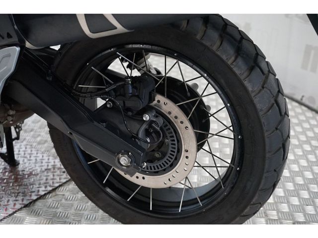 moto-guzzi - v-85-tt-telaio-rosso