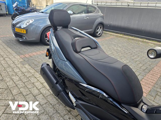 yamaha - x-max-300-tech-max