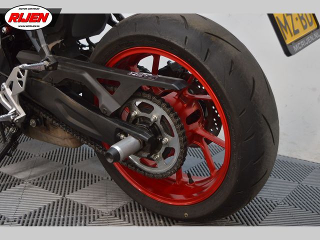 suzuki - gsx-8s