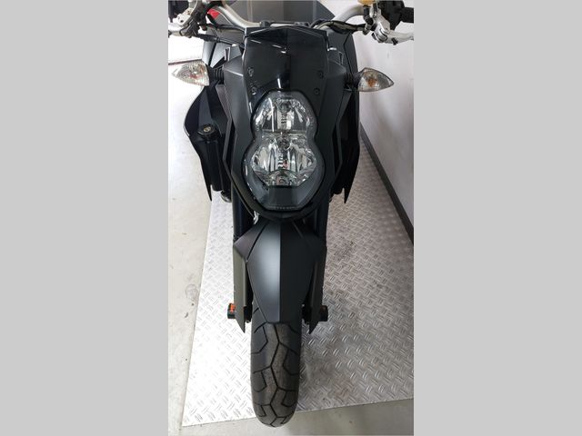 ktm - 990-super-duke-r