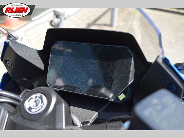 suzuki - gsx-8r
