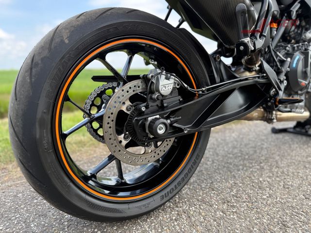 ktm - 890-duke