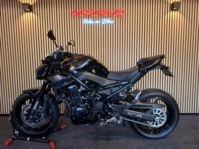 KAWASAKI Z900 – foto 2