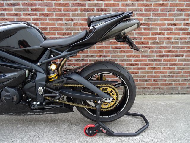 triumph - daytona-675