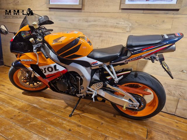 honda - cbr-1000-rr-fireblade