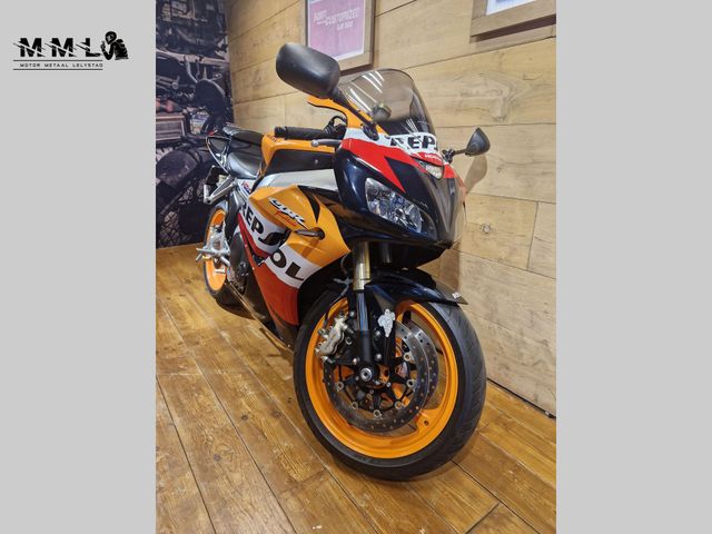 honda - cbr-1000-rr-fireblade