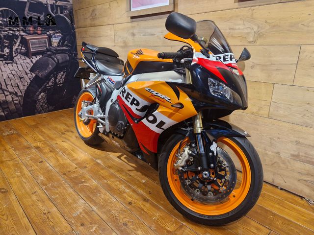 honda - cbr-1000-rr-fireblade