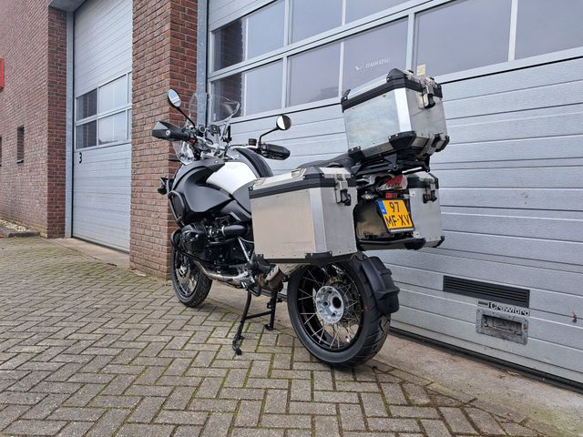 bmw - r-1200-gs-adventure-triple-black