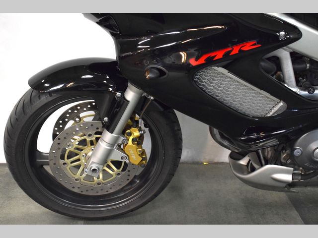 honda - vtr-1000-f-firestorm