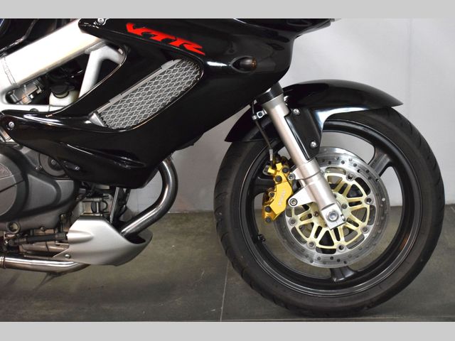 honda - vtr-1000-f-firestorm