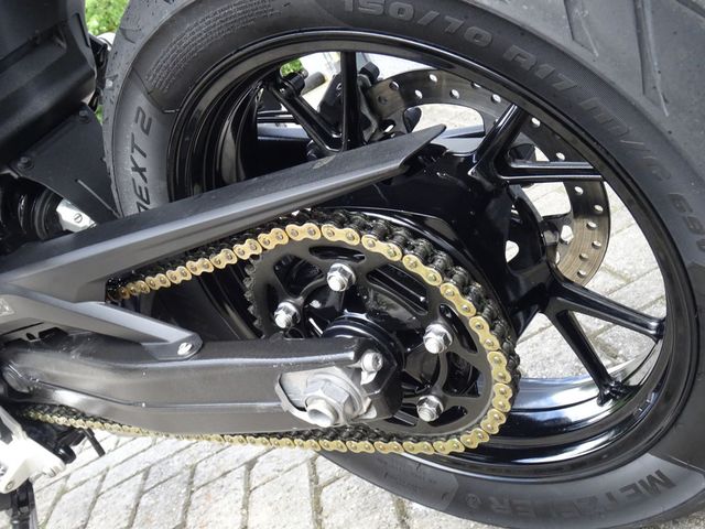 bmw - f-750-gs