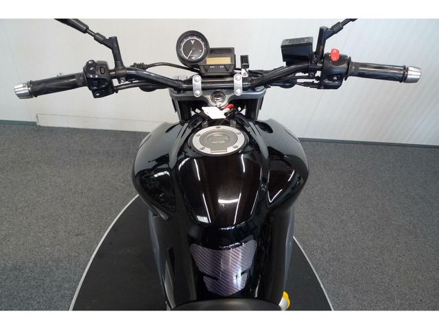 yamaha - mt-03