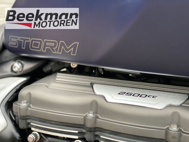 triumph - rocket-3-storm-gt