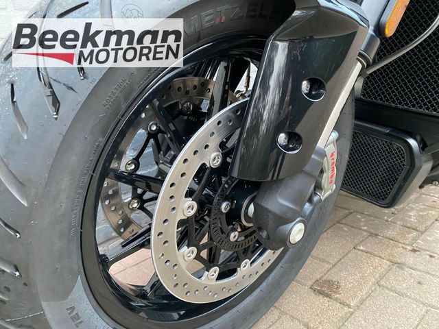 triumph - rocket-3-storm-gt