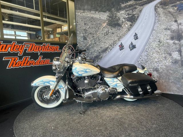 harley-davidson - road-king-classic-flhrc