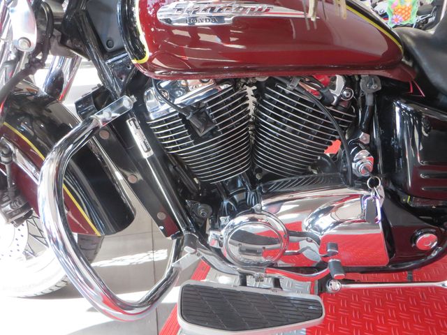 honda - vt-1100-c3-shadow