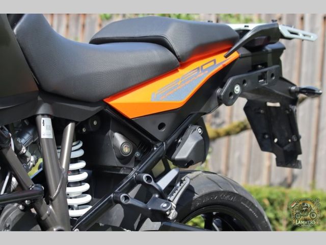 ktm - 1290-super-adventure