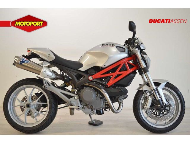 ducati - m-1100