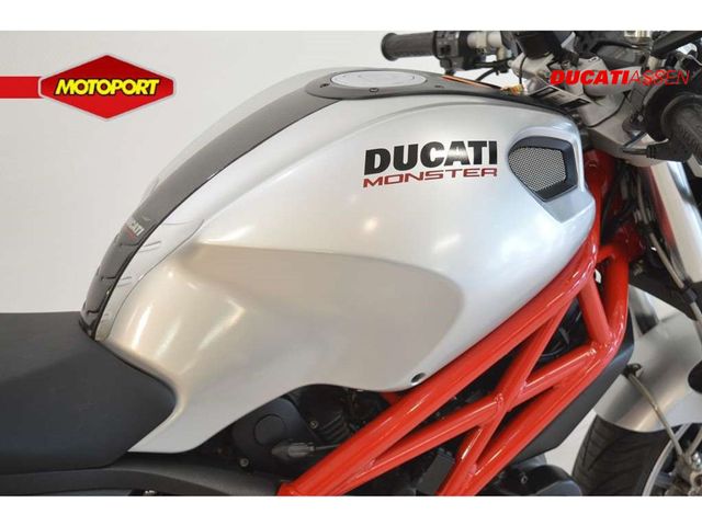 ducati - m-1100