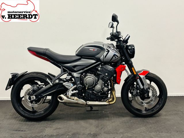 triumph - trident-660