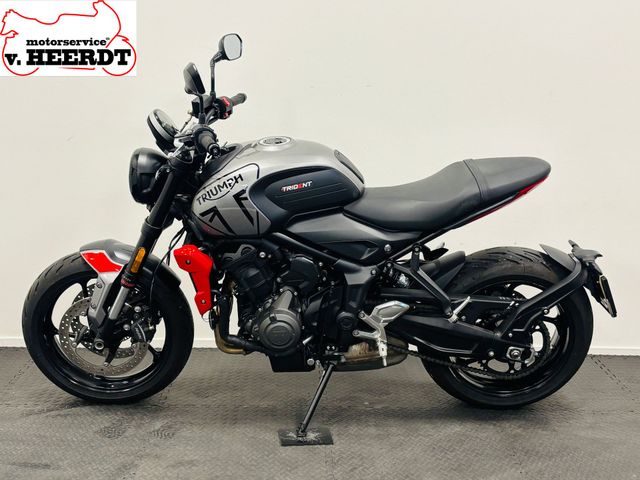 triumph - trident-660