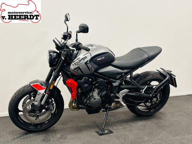 triumph - trident-660