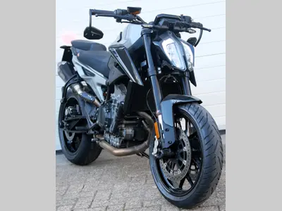 KTM 790 DUKE – foto 3