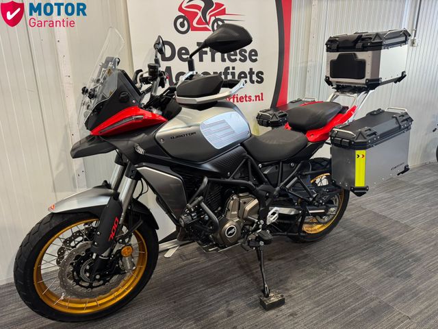 QJMOTOR - srt-700-sx-touring
