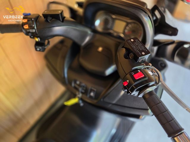 suzuki - an-650-burgman-abs