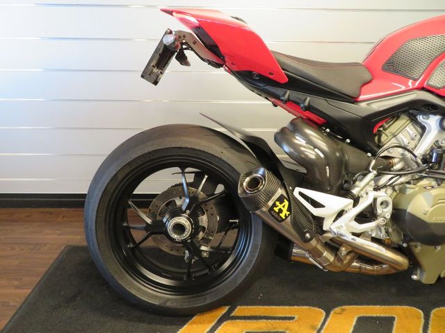ducati - streetfighter-v4s