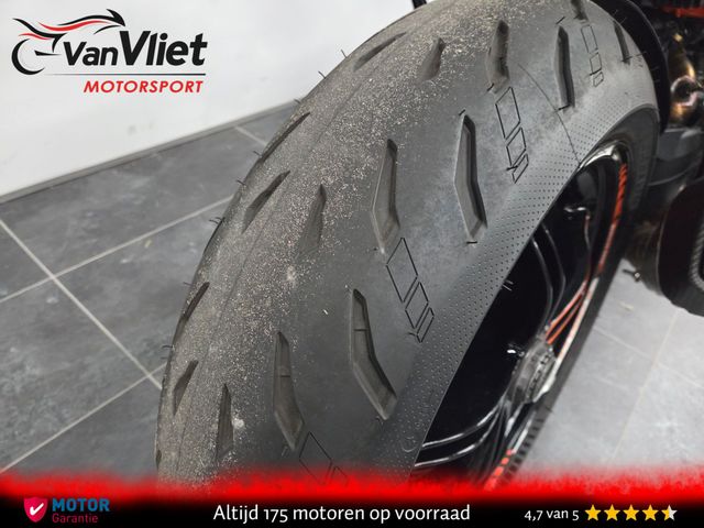 ktm - 1290-super-duke-r