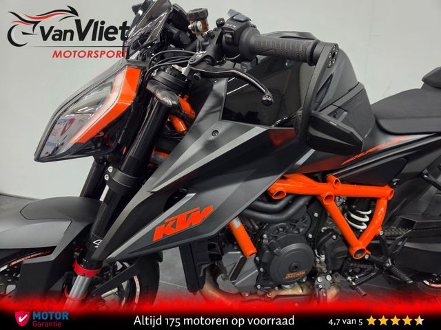 ktm - 1290-super-duke-r