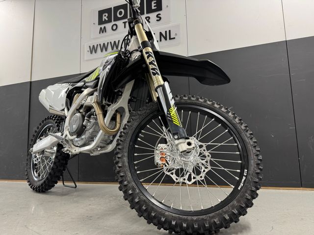 triumph - tf-250-x
