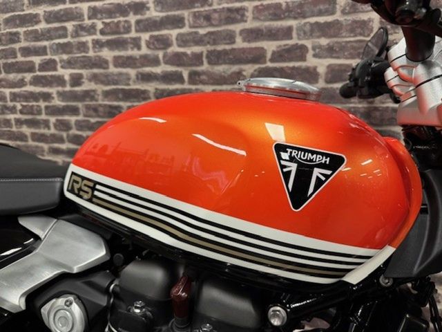 triumph - speed-twin-1200-rs