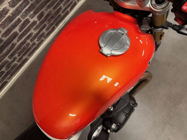 triumph - speed-twin-1200-rs