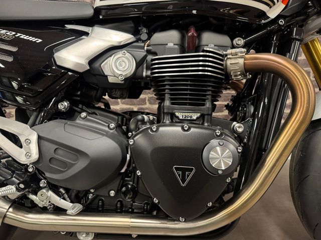 triumph - speed-twin-1200-rs