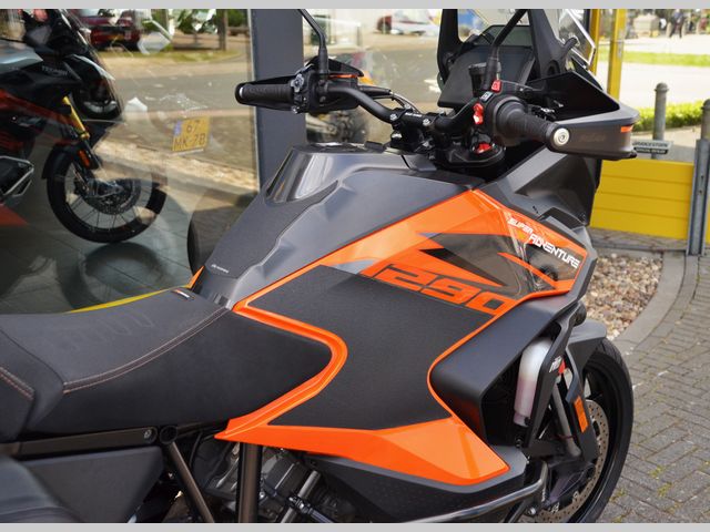 ktm - 1290-super-adventure-s