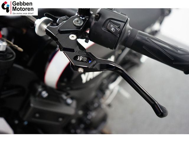 yamaha - xsr-900-abs