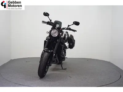 YAMAHA XSR 900 ABS – foto 3